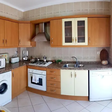 Located - Fabulous Pool ! Apartament *