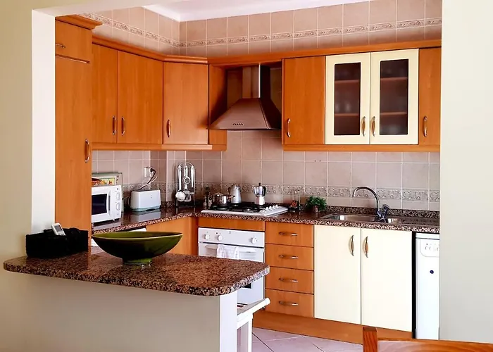 アパート Located - Fabulous Pool ! *